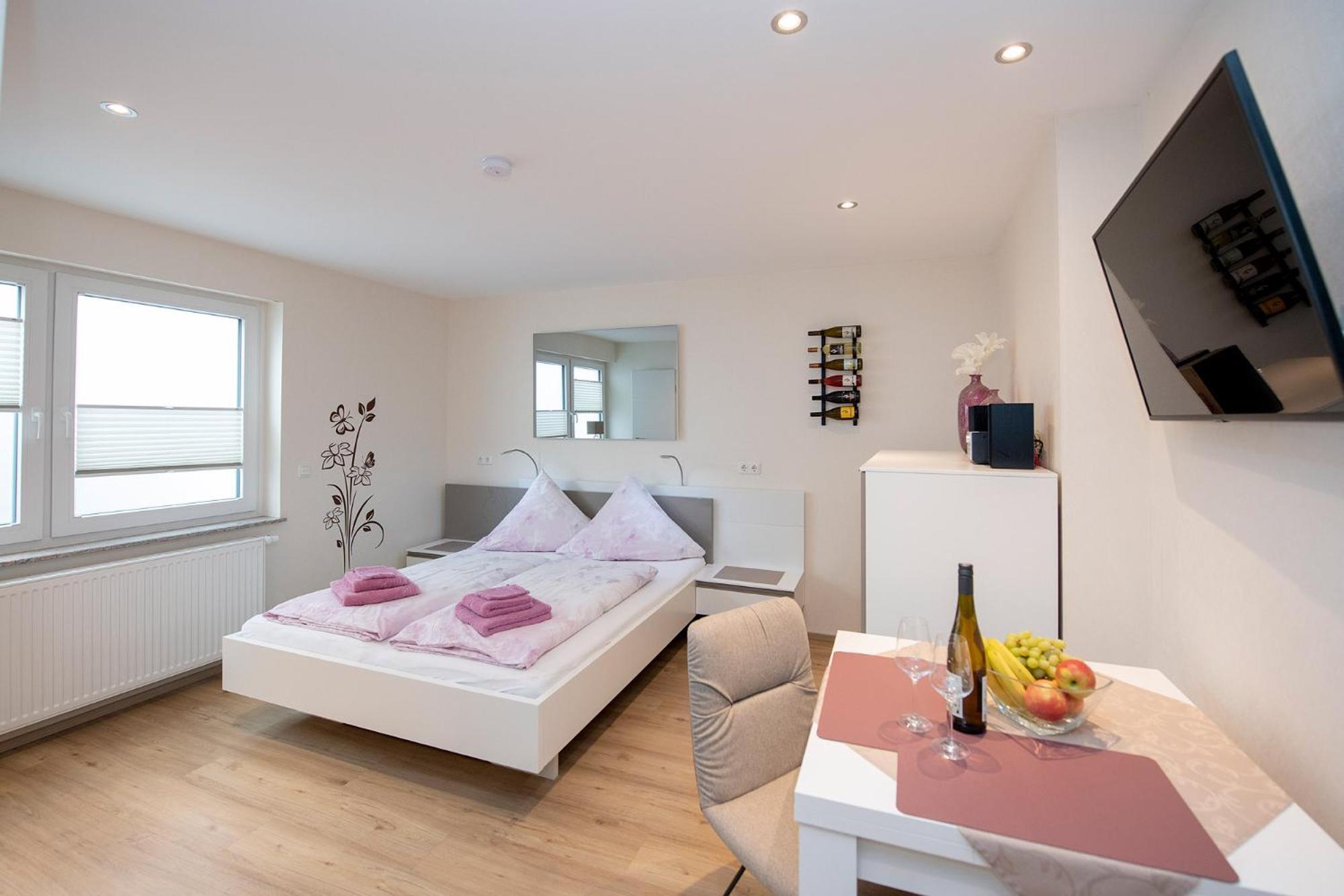 Studio Apartment Am Historischen Matthiasturm Neef المظهر الخارجي الصورة