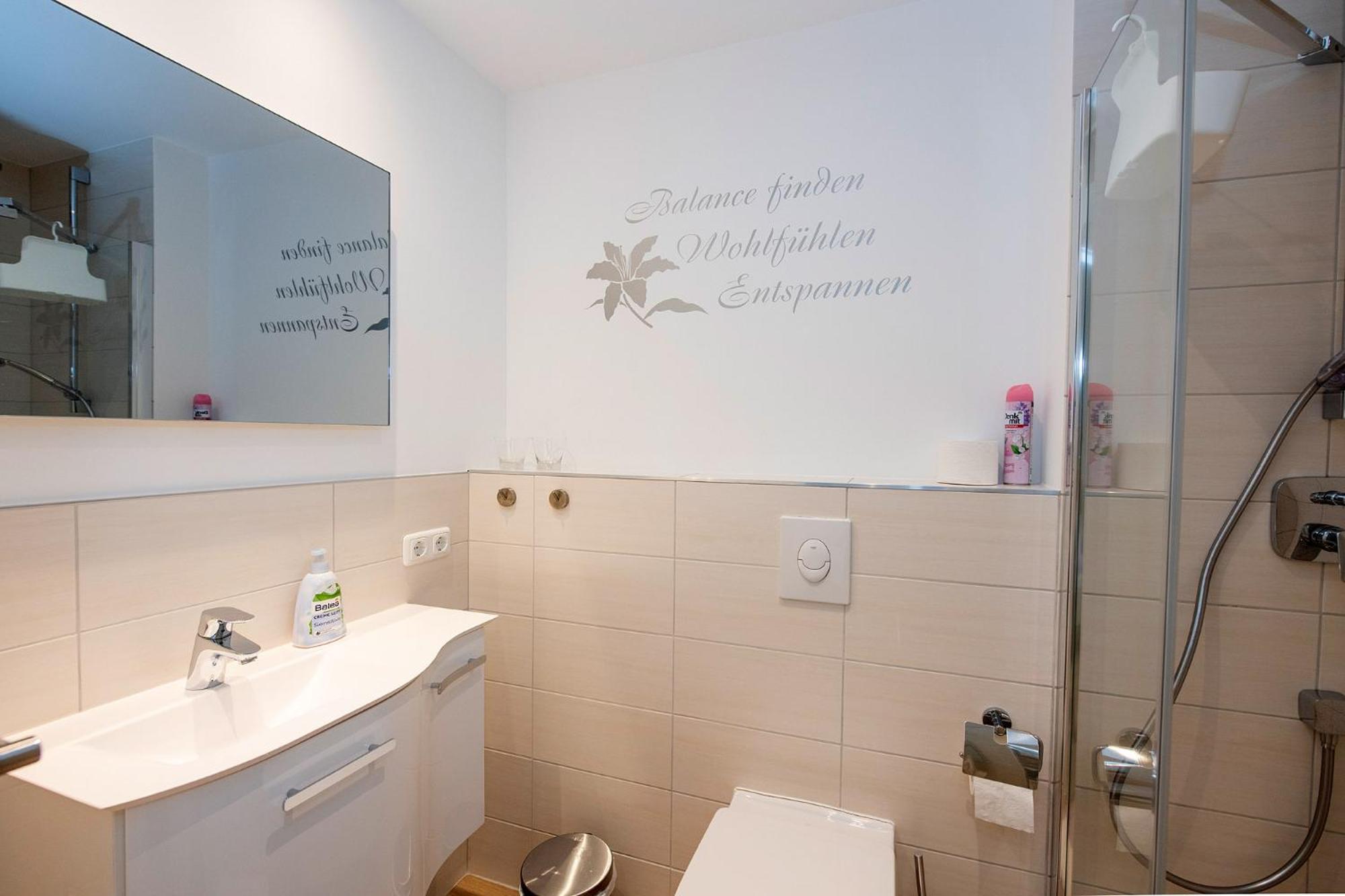 Studio Apartment Am Historischen Matthiasturm Neef المظهر الخارجي الصورة